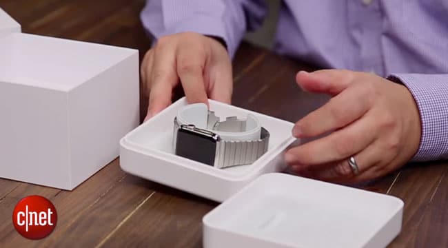 Unboxing Apple Watch